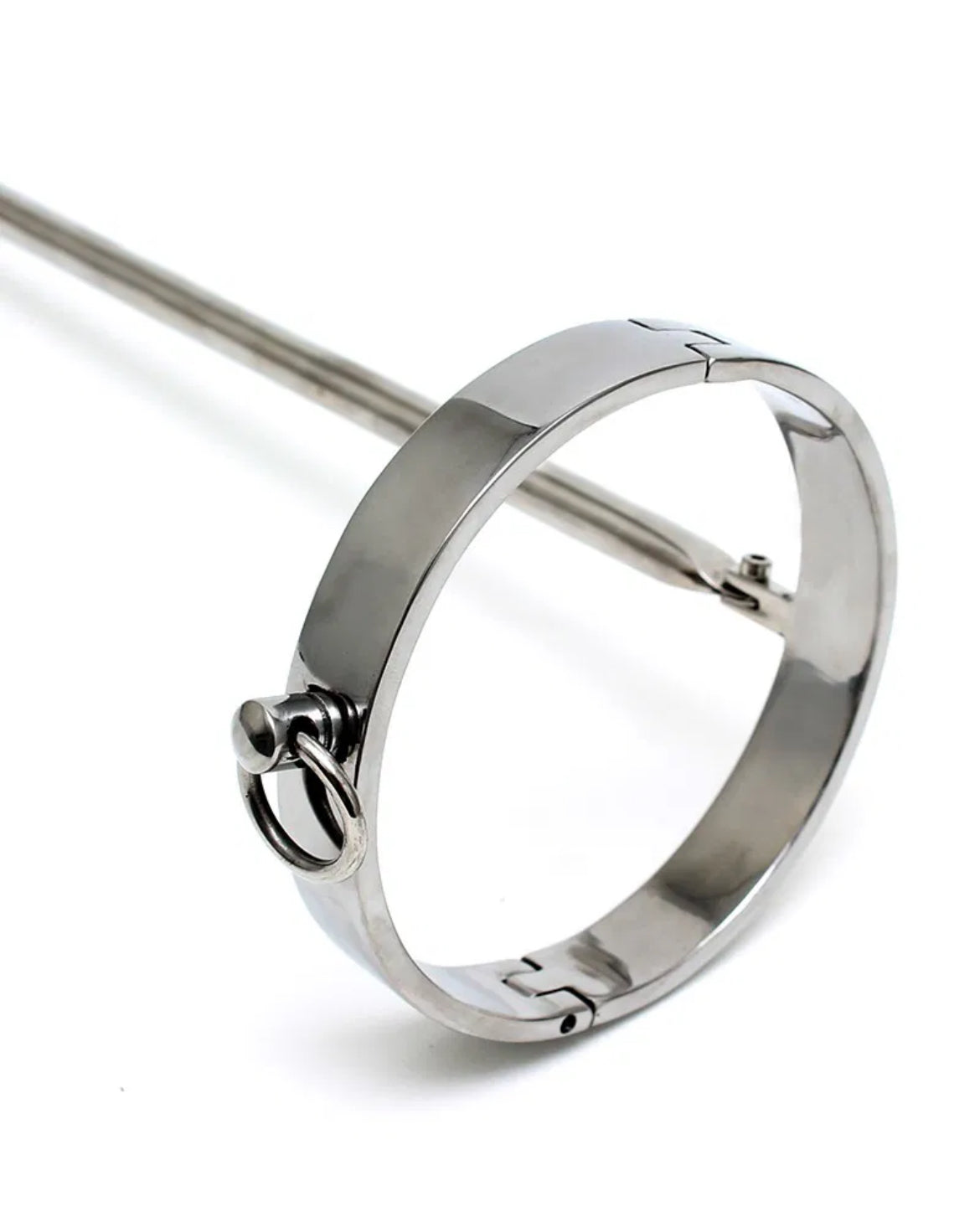 Rimba - Bondage Hook an Colar befestigt