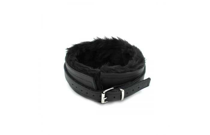 Fluffy Inside Black Leather Collar