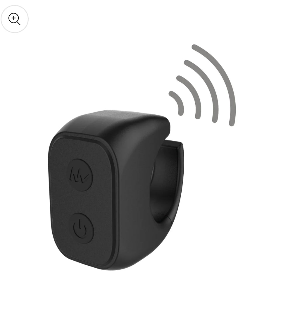 Hohler Penis Strapon vibrierend 16cm