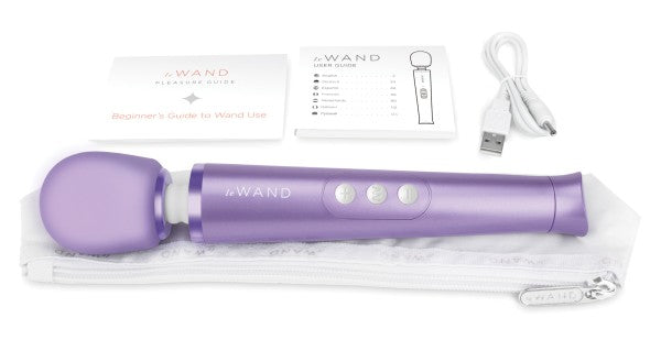 Le Wand Petite Violet rechargeable massager